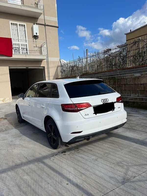 Usata Audi A3 Design 116 CV (85 kW) 2018 Berlina