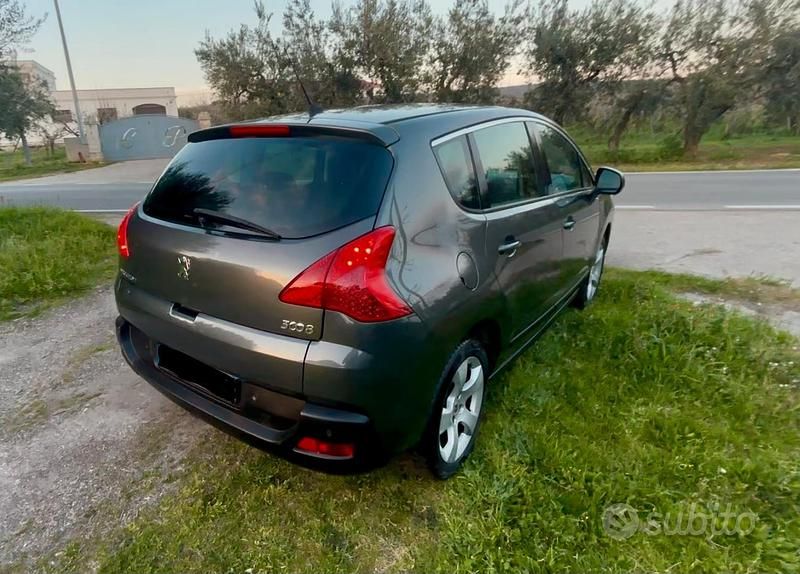 Usata Peugeot 3008 110 CV (80 kW) 2013 Grigio Station wagon