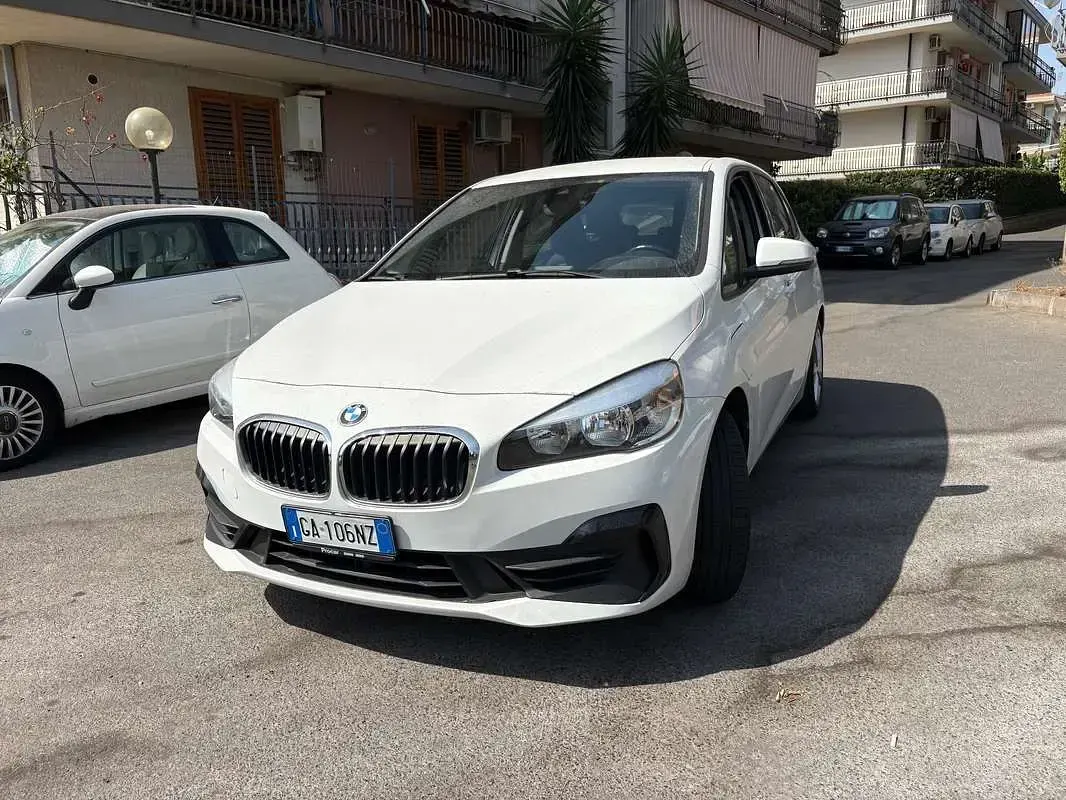 Usata BMW 225 Active Tourer Advantage 136 CV (100 kW) 2020 Bianco Monovolume