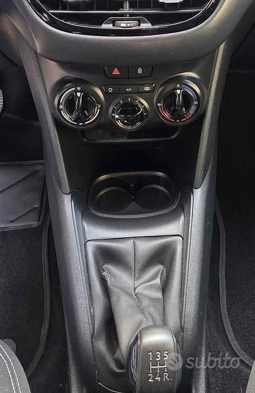 Usata Peugeot 208 102 CV (75 kW) 2019 Bianco Utilitaria