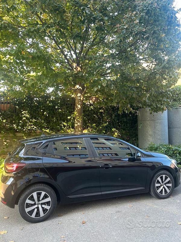 Usata Renault Clio V Zen 101 CV (74 kW) 2020 Nero Berlina