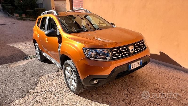 Usata Dacia Duster Comfort 101 CV (74 kW) 2020 Bronzo SUV