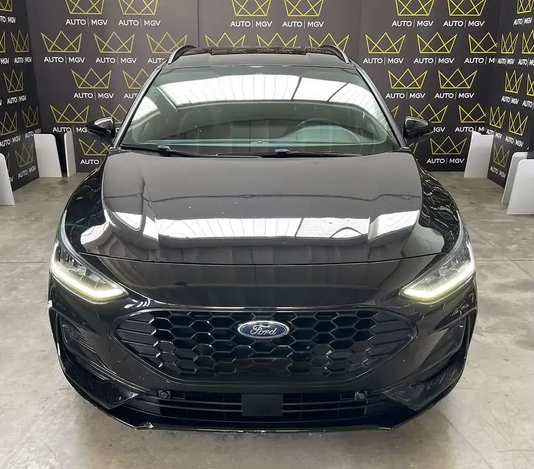 Usata Ford Focus ST-Line 155 CV (114 kW) 2023 Nero Station wagon