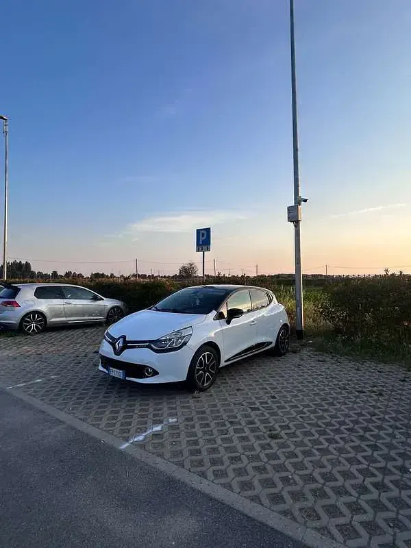 Usata Renault Clio IV 90 CV (66 kW) 2013 Bianco Berlina