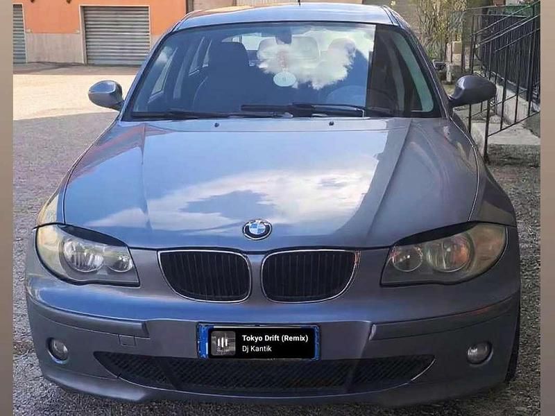 Gebraucht BMW 118 122 PS (89 kW) 2005 Kleinwagen