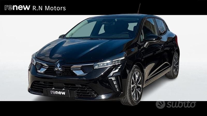 Nero Nuova 2025 Mitsubishi Colt Invite Berlina | 18.900 € (Buon prezzo) - Immagine 1/4