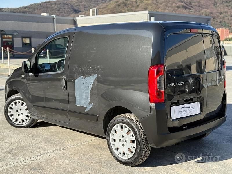 Usata Peugeot Bipper 74 CV (54 kW) 2016 Nero Monovolume