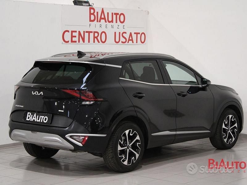 Usata Kia Sportage Style 230 CV (169 kW) 2022 Nero SUV