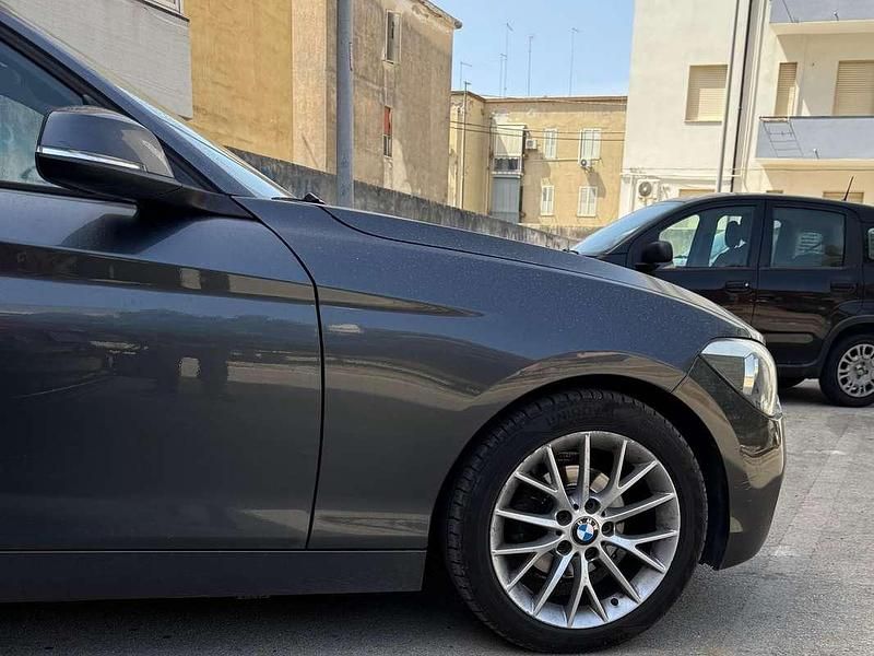 Usata BMW 118 143 CV (105 kW) 2014 Grigio Utilitaria