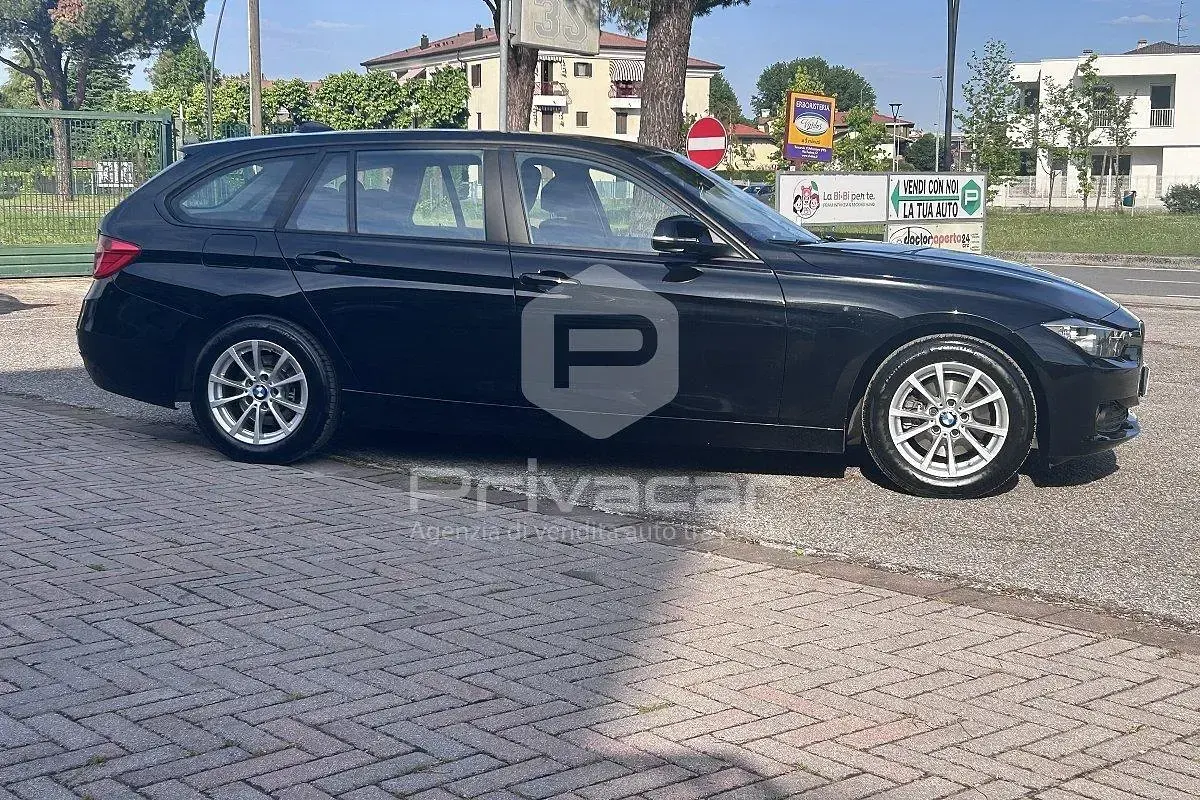 Usata BMW 320 Comfort Edition 190 CV (139 kW) 2015 Nero Station wagon