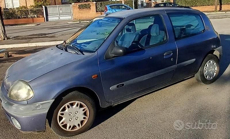 Usata Renault Clio II 1998 Grigio Utilitaria