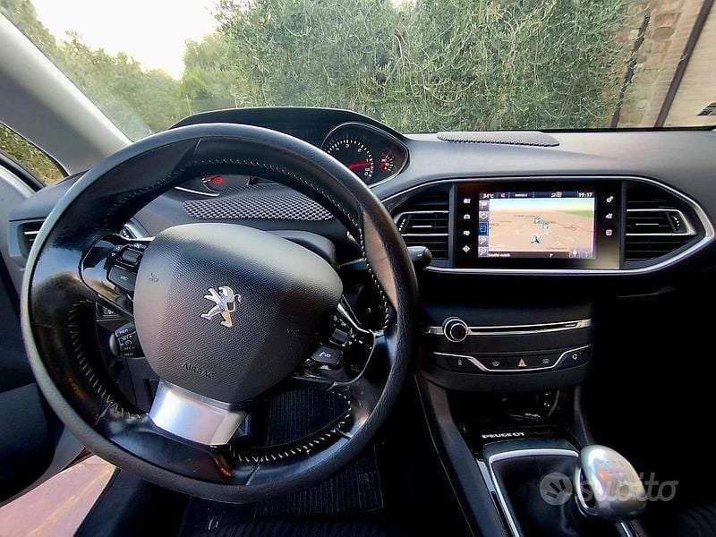 Usata Peugeot 308 2016 Grigio Berlina