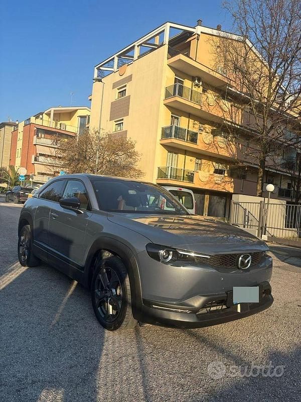 Usata Mazda MX30 106 kW (145 CV) 2021 Blu SUV