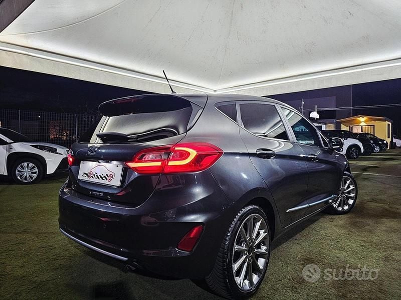 Usata Ford Fiesta Vignale 86 CV (63 kW) 2018 Grigio Utilitaria