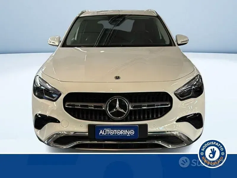 Usata Mercedes GLA200 Advanced 150 CV (110 kW) 2025 Bianco SUV