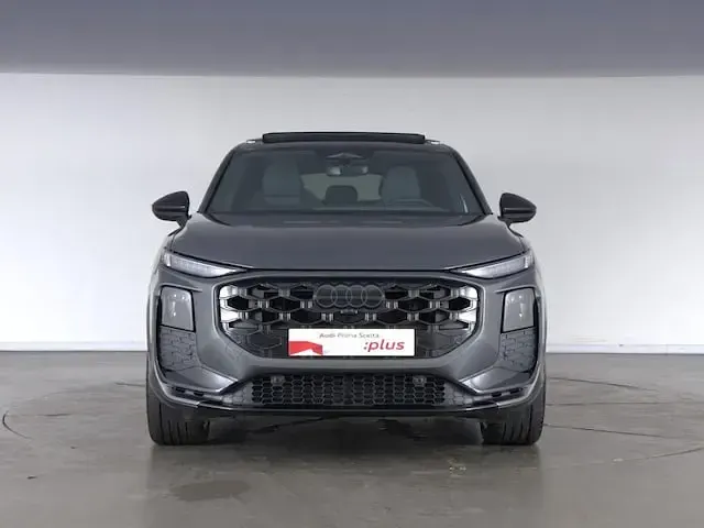 Nuova Audi Q3 Sportback S-Line 150 CV (110 kW) 2026 Grigio daytona perla SUV
