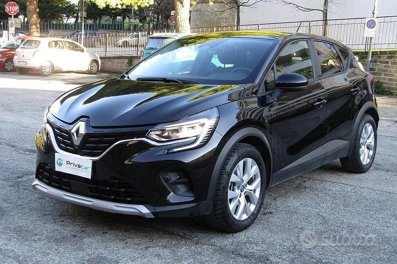 Usata Renault Captur Zen 145 CV (106 kW) 2021 Nero SUV