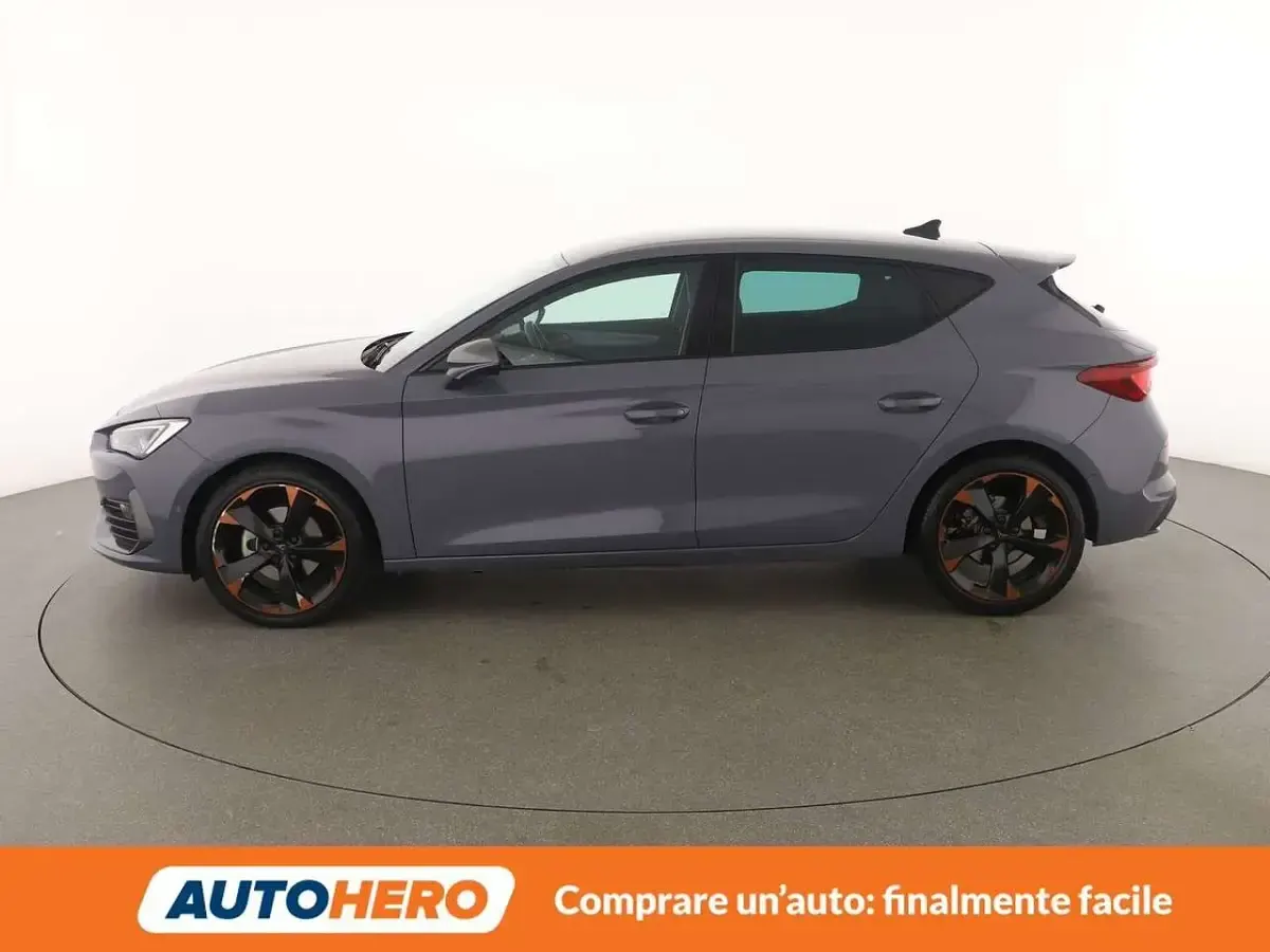 Usata Cupra Leon 150 CV (110 kW) 2024 Grigio Berlina