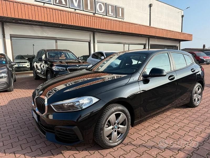 Usata BMW 116 Advantage 116 CV (85 kW) 2022 Nero Utilitaria
