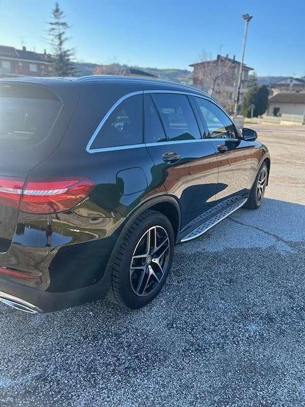 Usata Mercedes GLC250 Premium 204 CV (150 kW) 2016 Nero SUV