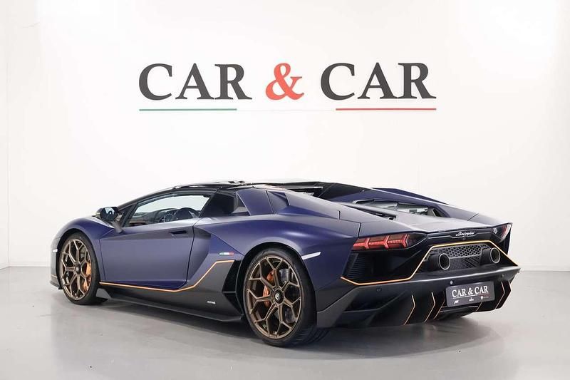 Usata Lamborghini Aventador 780 CV (573 kW) 2022 Blu/azzurro Cabrio