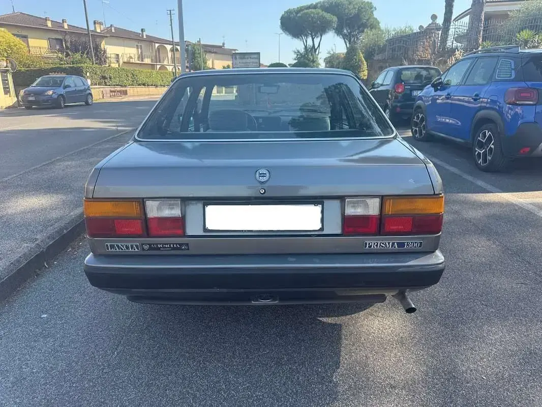Usata Lancia Prisma 75 CV (55 kW) 1987 Berlina