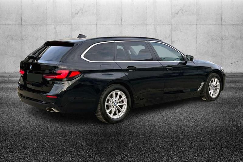 Usata BMW 520 190 CV (139 kW) 2023 Nero Station wagon