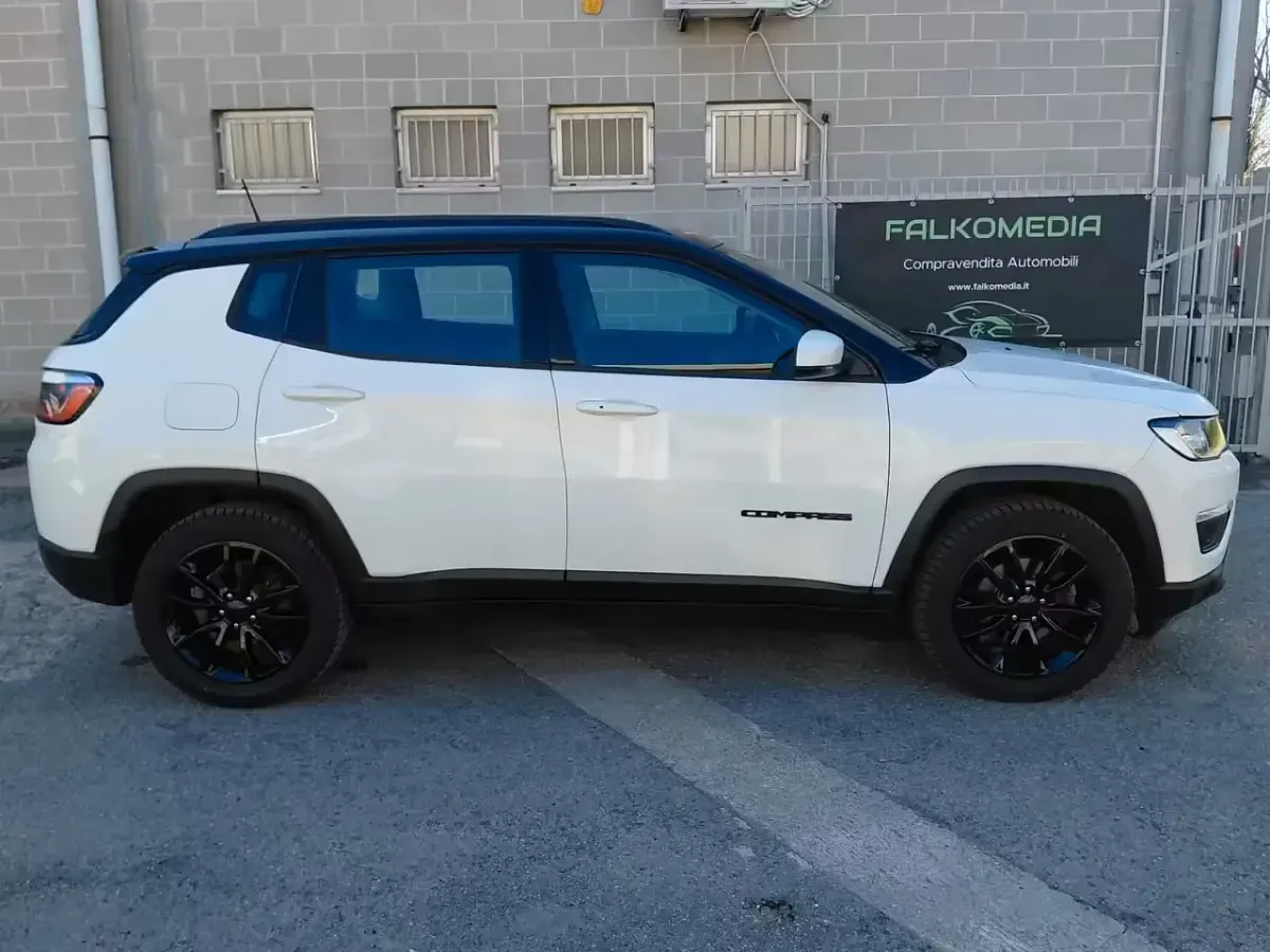 Usata Jeep Compass Night Eagle 150 CV (110 kW) 2021 Bianco SUV