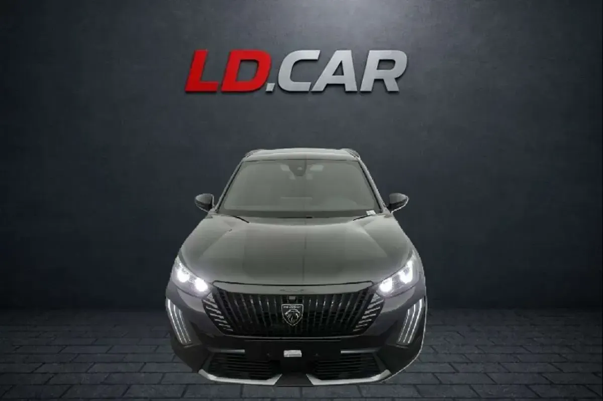 Nuova Peugeot 2008 Allure 101 CV (74 kW) 2026 Nero SUV