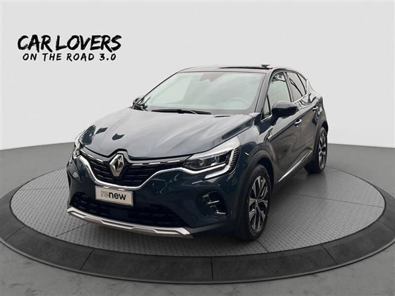 Usata Renault Captur Intens 145 CV (106 kW) 2022 Blu scuro SUV