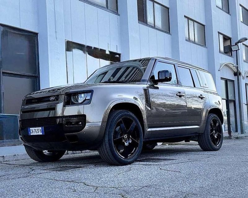 Usata Land Rover Defender 249 CV (183 kW) 2023 SUV