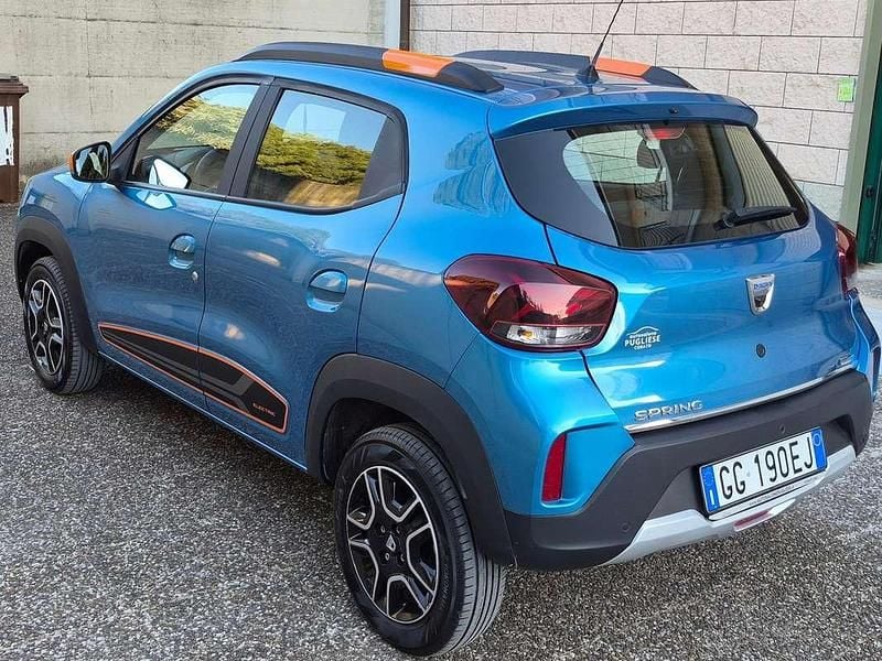 Usata Dacia Spring Comfort Plus 19 kW (26 CV) 2021 Blu/azzurro Utilitaria