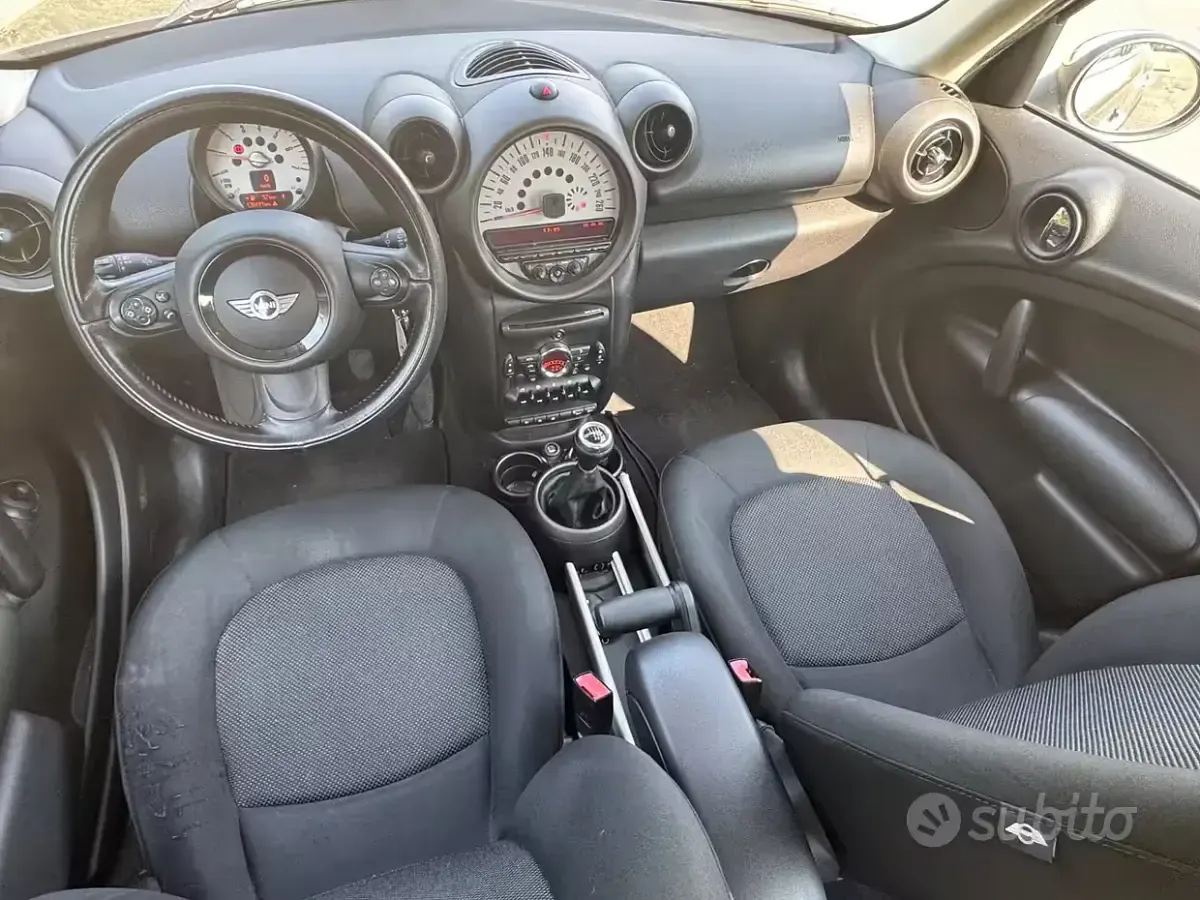 Usata Mini Cooper Countryman 111 CV (81 kW) 2012 Marrone SUV