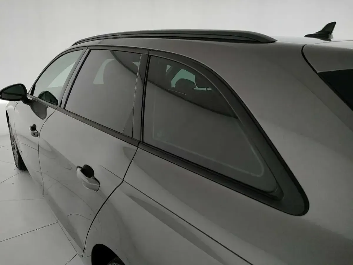 Usata Audi A4 Advanced 150 CV (110 kW) 2021 Grigio Berlina