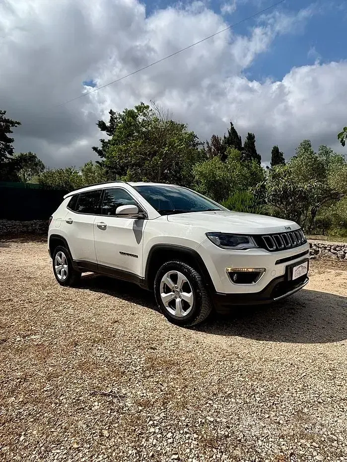 Usata Jeep Compass Limited 140 CV (102 kW) 2017 Bianco SUV