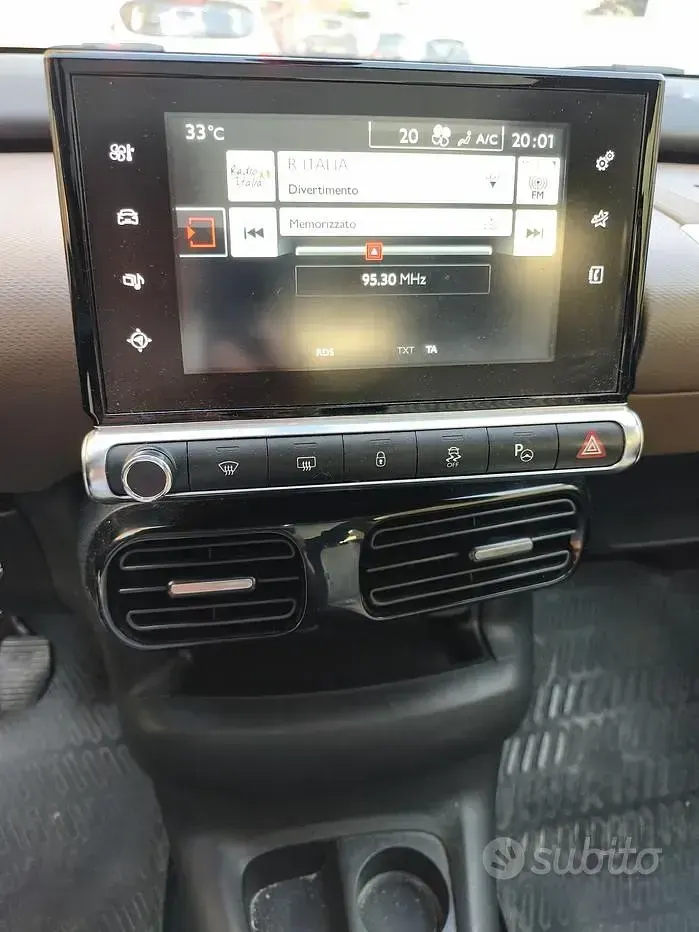 Usata Citroën C4 Cactus Shine 99 CV (72 kW) 2014 Bianco Utilitaria