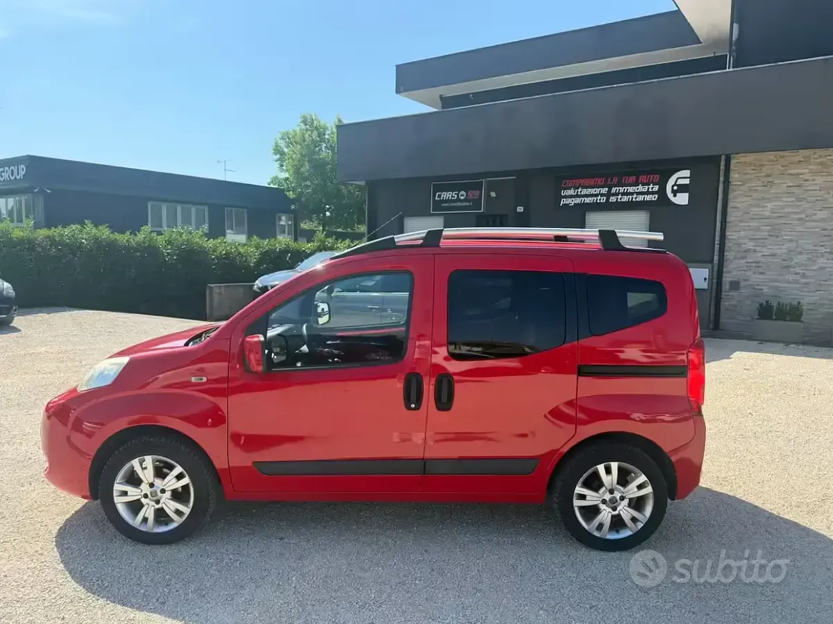 Usata Fiat Qubo Dynamic 77 CV (56 kW) 2014 Rosso Monovolume