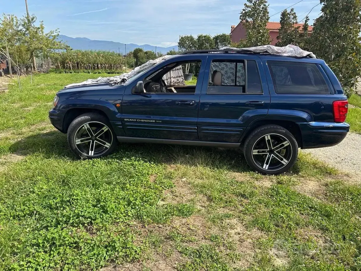 Usata Jeep Cherokee 2001 Bluazzurro SUV