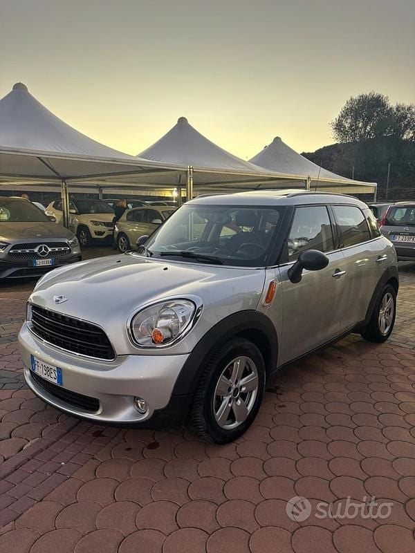 Usata Mini Cooper Countryman Business 90 CV (66 kW) 2016 Grigio SUV