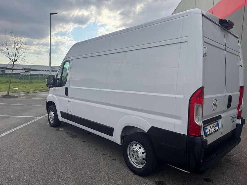 Usata Opel Movano Edition 141 CV (103 kW) 2022 Bianco Furgone