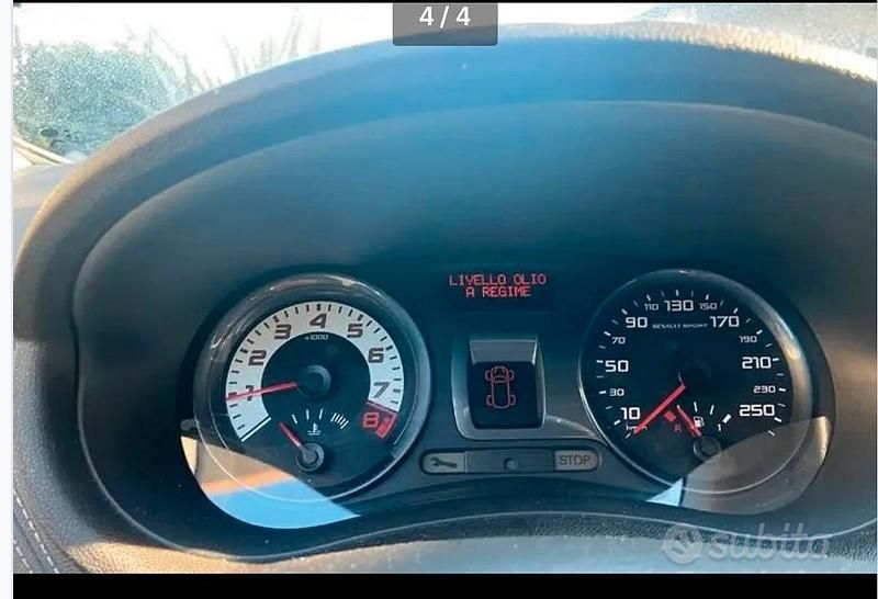 Usata Renault Clio II R.S. 225 CV (165 kW) 2009
