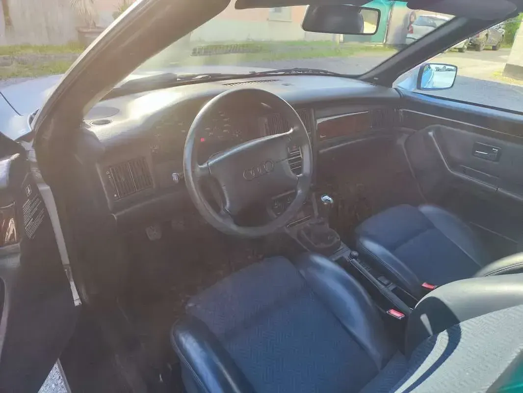 Usata Audi Cabriolet 116 CV (85 kW) 1996 Argento Cabrio