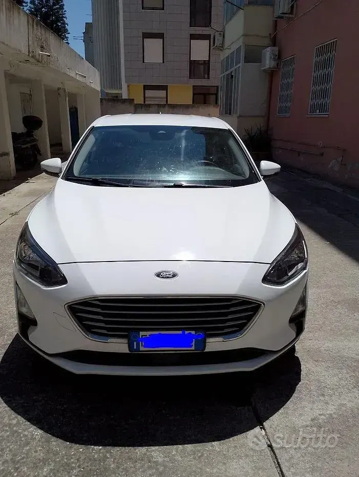 Usata Ford Focus 120 CV (88 kW) 2020 Bianco Berlina