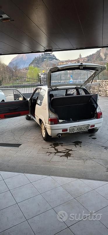 Usata Peugeot 205 101 CV (74 kW) 1989 Bianco Utilitaria