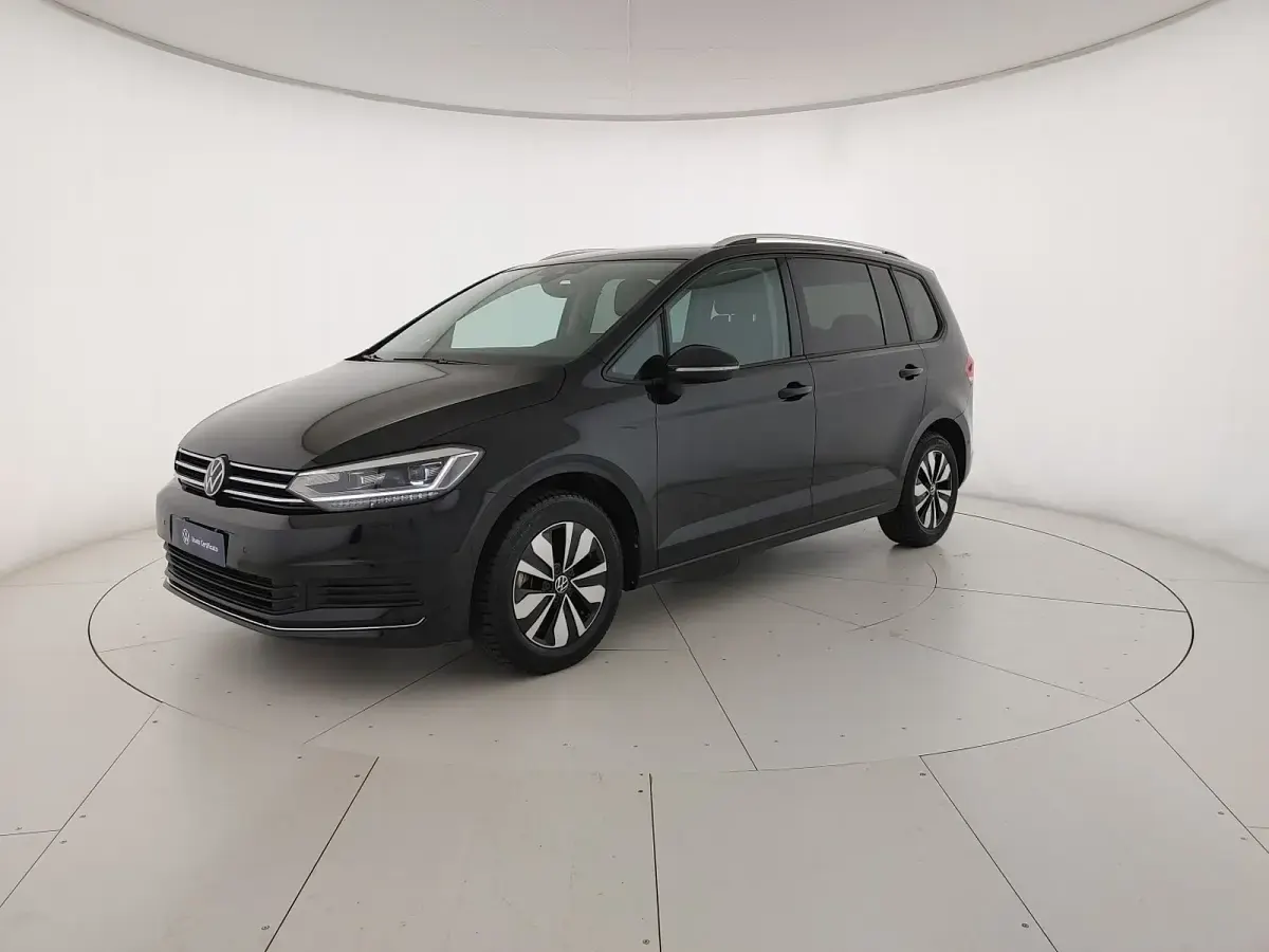 Usado VW Touran Business 150 CV (110 kW) 2025 Monovolumen