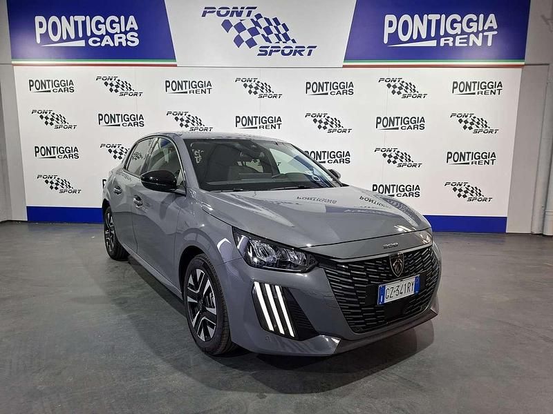 Usata Peugeot 208 Allure 101 CV (74 kW) 2025 Grigio selenium Utilitaria