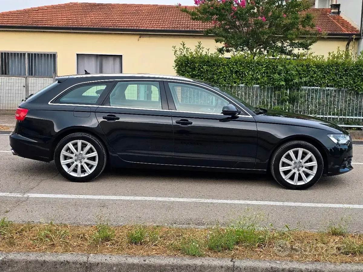 Usata Audi A6 190 CV (139 kW) 2024 Nero Station wagon