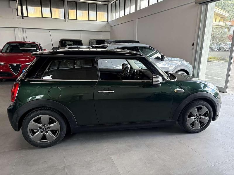 Usata Mini Cooper D 116 CV (85 kW) 2015 Verde Utilitaria