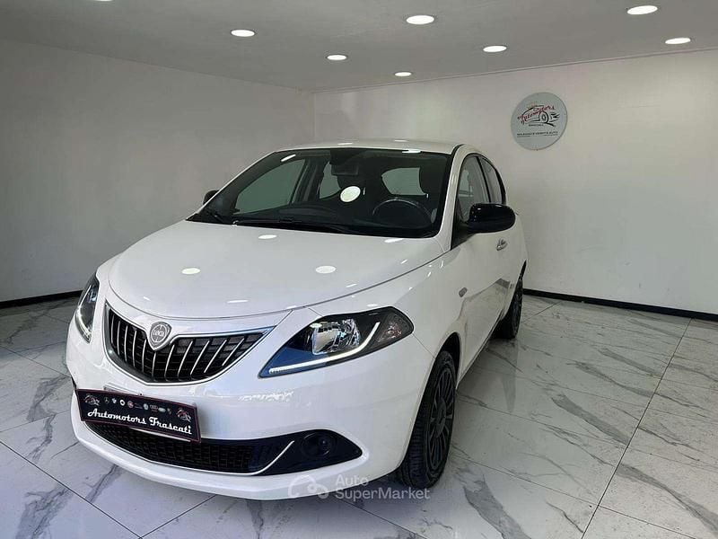 Usata Lancia Ypsilon S 69 CV (50 kW) 2022 Bianco Utilitaria