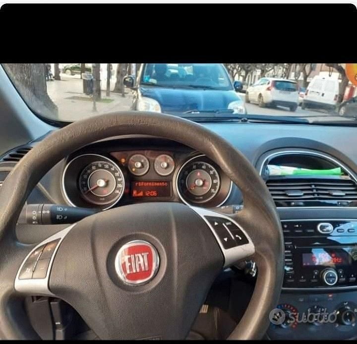 Usata Fiat Punto Evo 65 CV (47 kW) 2012 Utilitaria